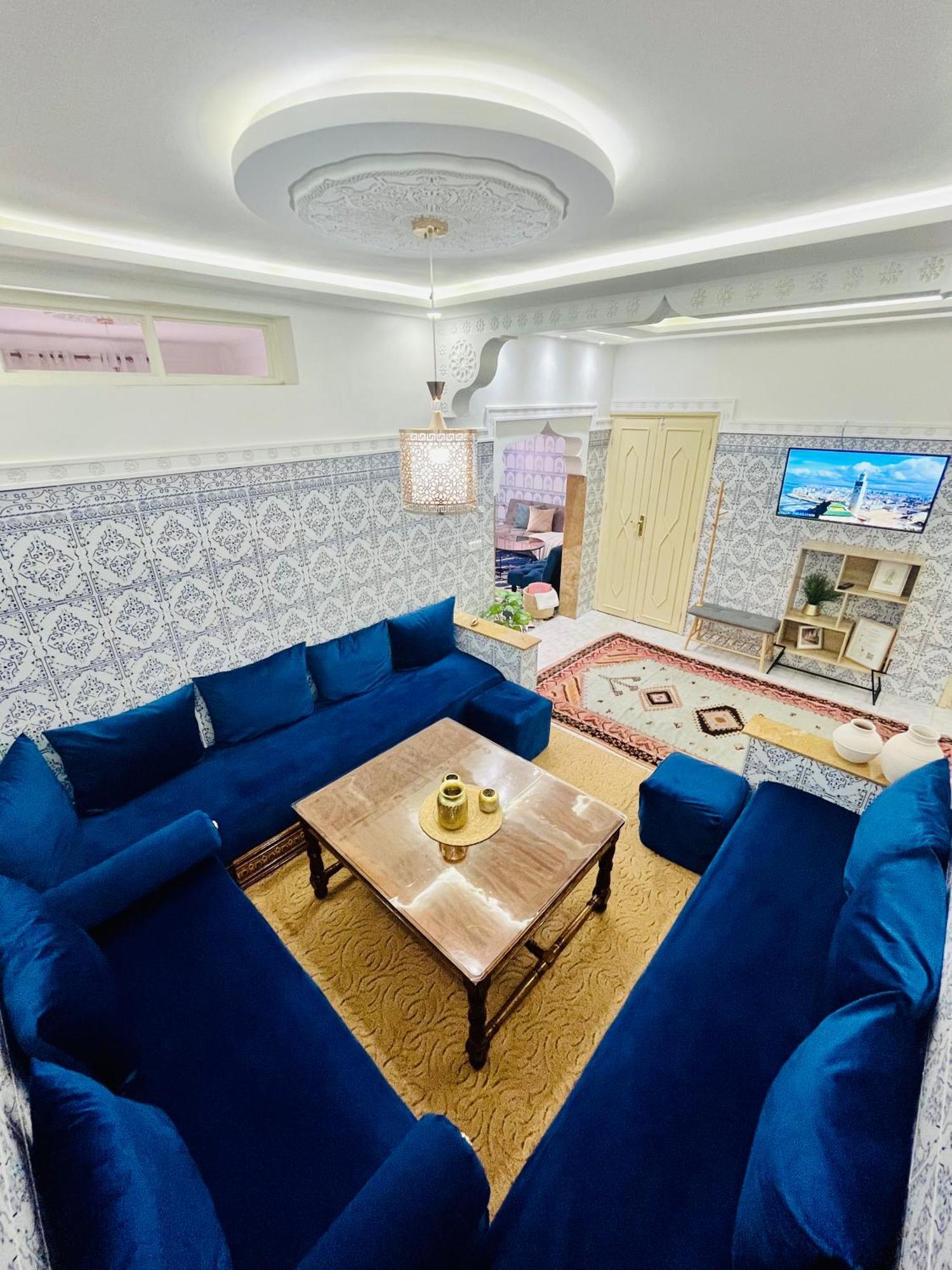 Apartment With Ac, Patio And Rooftop Appartement Climatise Avec Patio Et Toit Terrasse Маракеш Екстериор снимка